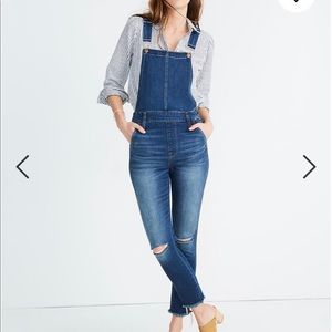 NWT Madewell roadtripper overalls Size Medium